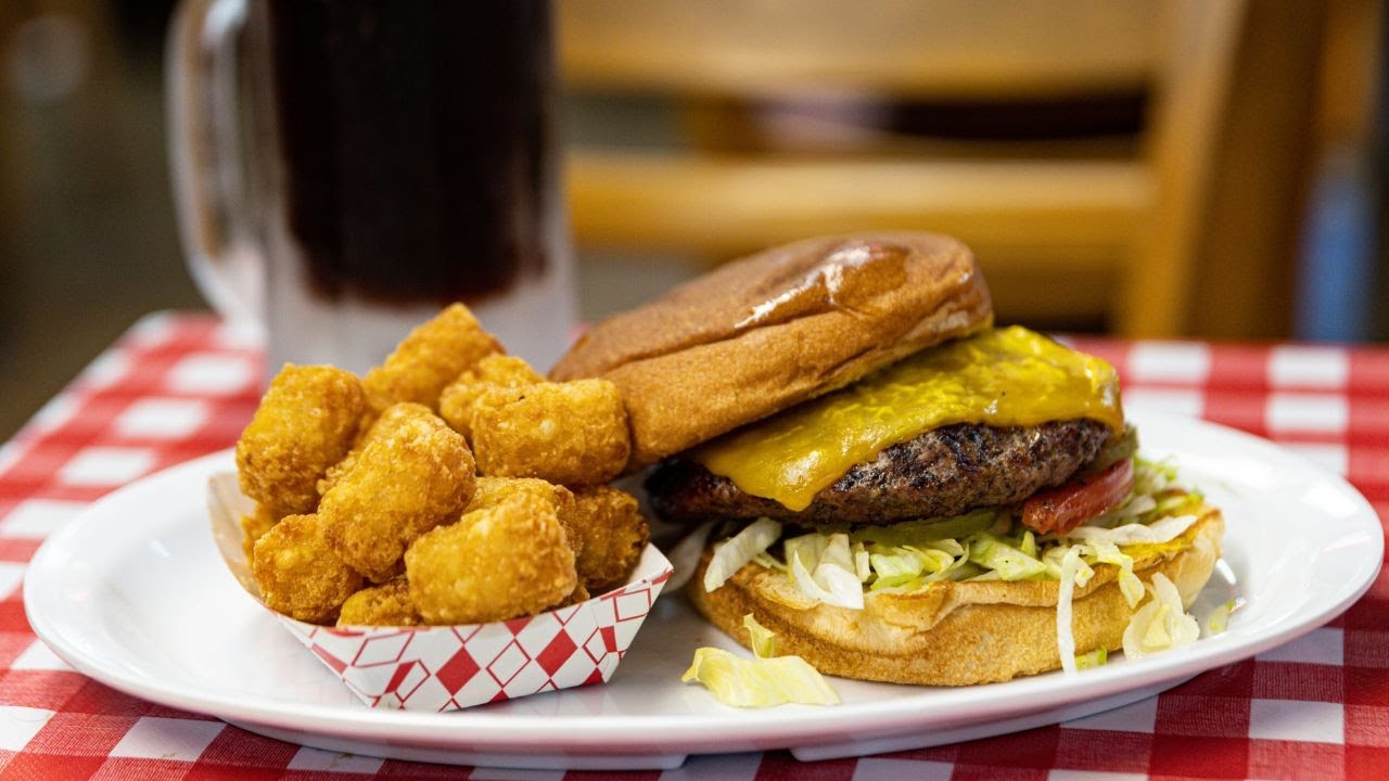 Del's Burgers Brand Story